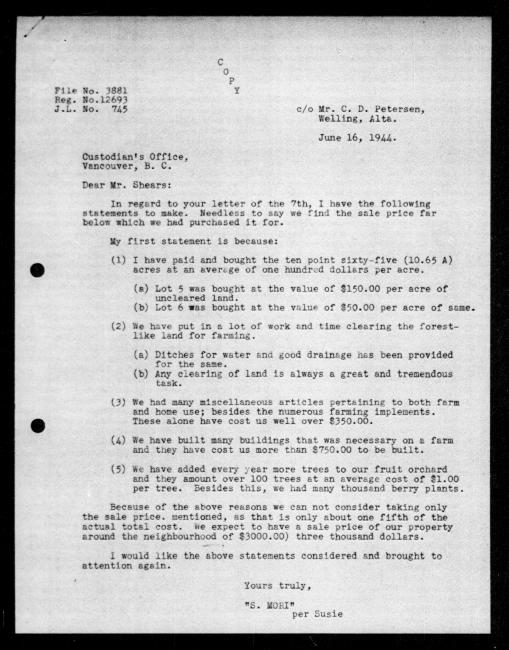 Scanned black-and-white microfilm of a typewritten copy of a letter addressed to the government from Shinkichi Mori regarding dispossession of their property.