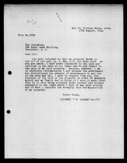 Un microfilm noir et blanc scanné d'une copie dactylographiée d'une lettre adressée au gouvernement de Usaburo Oikawa concernant la dépossession de sa propriété. Il y a des annotations manuscrites dans la marge supérieure.