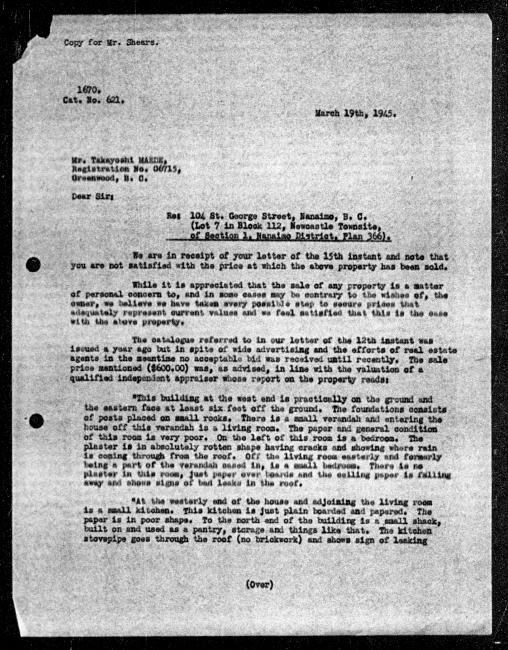 Un microfilm noir et blanc scanné d'une lettre de réponse dactylographiée à Takayoshi Maede du représentant du gouvernement R.G. Bell concernant la dépossession de sa propriété. Page 1 sur 2.