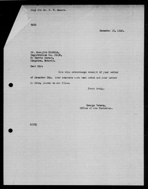 Un microfilm noir et blanc scanné d'une lettre de réponse dactylographiée à Masajiro Nishida du représentant du gouvernement George Peters concernant la dépossession de sa propriété.