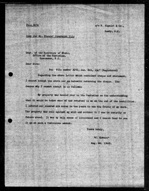 Un microfilm noir et blanc scanné d'une copie dactylographiée d'une lettre adressée au gouvernement de C Kobara concernant la dépossession de sa propriété.