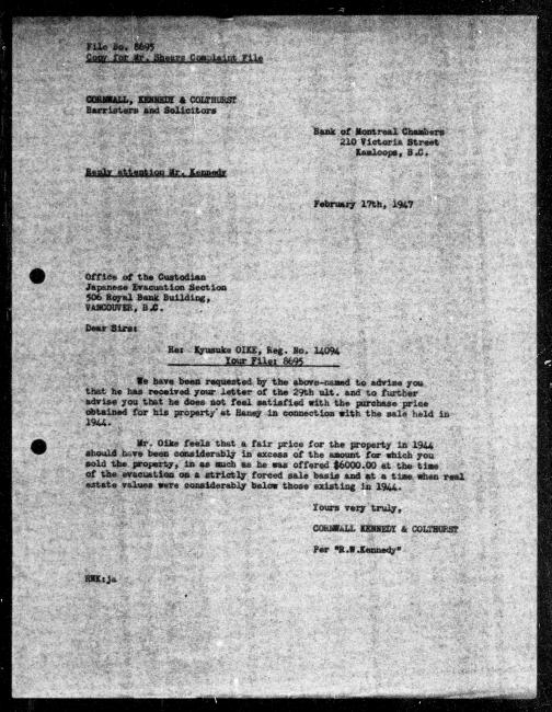 Un microfilm noir et blanc scanné d'une copie dactylographiée d'une lettre adressée au gouvernement de  Avocats Kennedy & Colthurst pour « RW Kennedy » concernant la dépossession de la propriété de Kyusuke Oike.